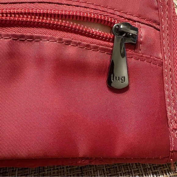 Lug RFID Quilted Wristlet Rodeo Wallet Rosewood NWOT Rare Sold Out Color - Picture 8 of 8